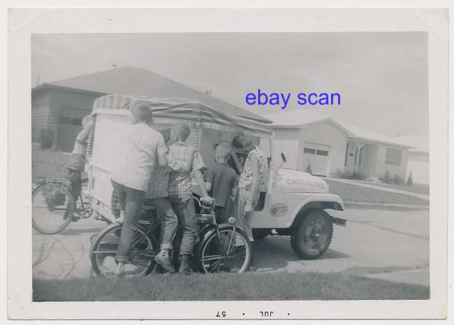 1950s-circus-icecream-cj5