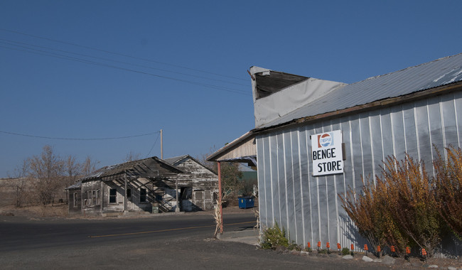 2013-10-26-benge-store