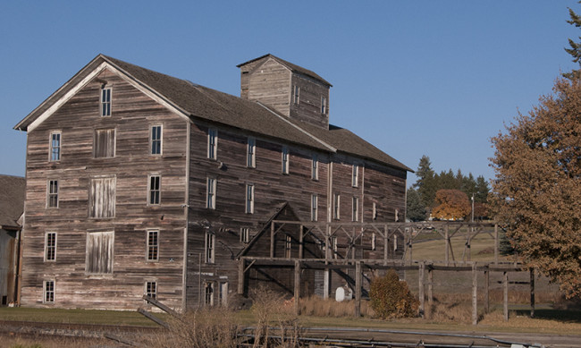 2013-10-26-oaksdale-building