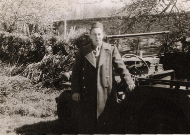 England_203rd_soldier_jeep