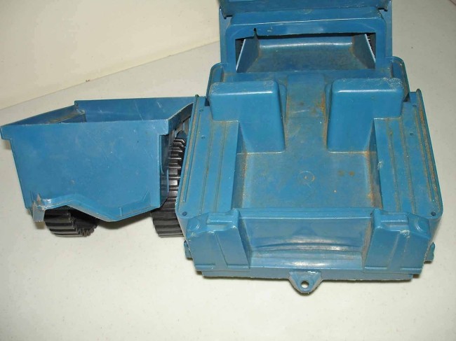 1970s-empire-jeep-trailer-plastic2