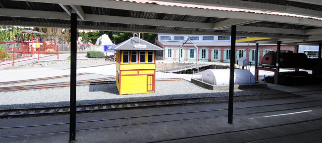 2014-04-21-traintown2