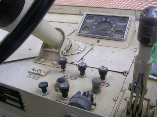 1963-fj-studebaker-zip-van3