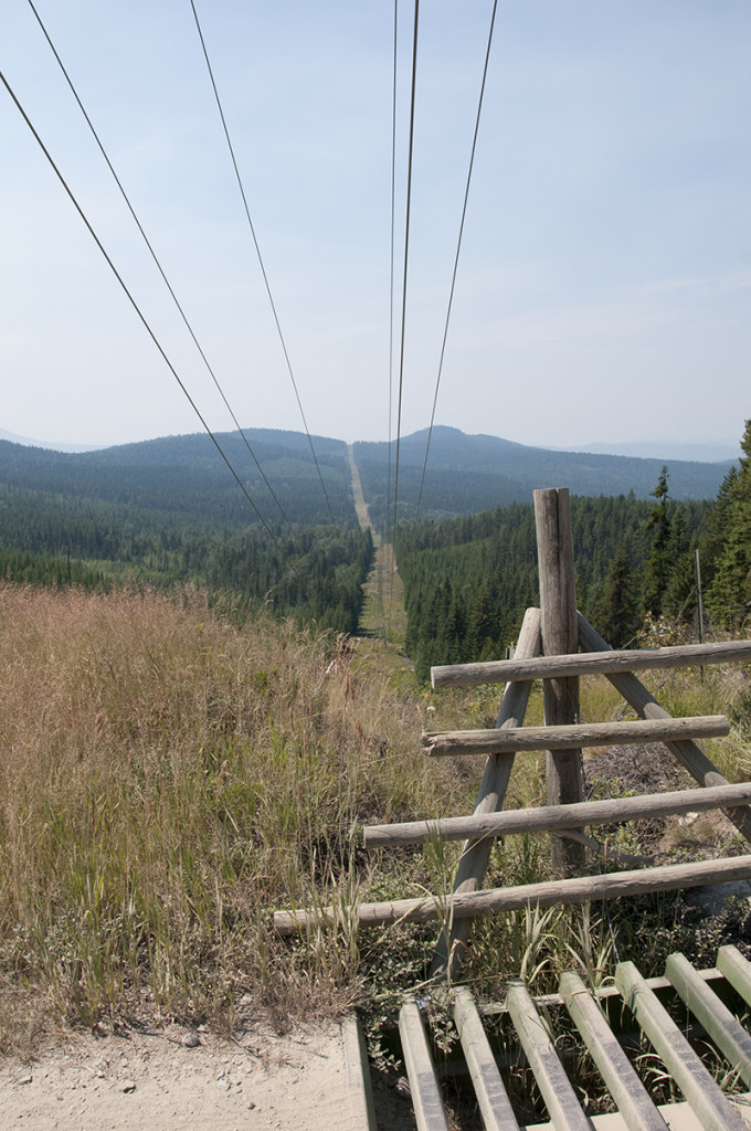 2014-07-31-powerlines-smackout-creek