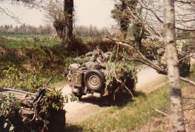 1980-fregate-manoeuvre (2)