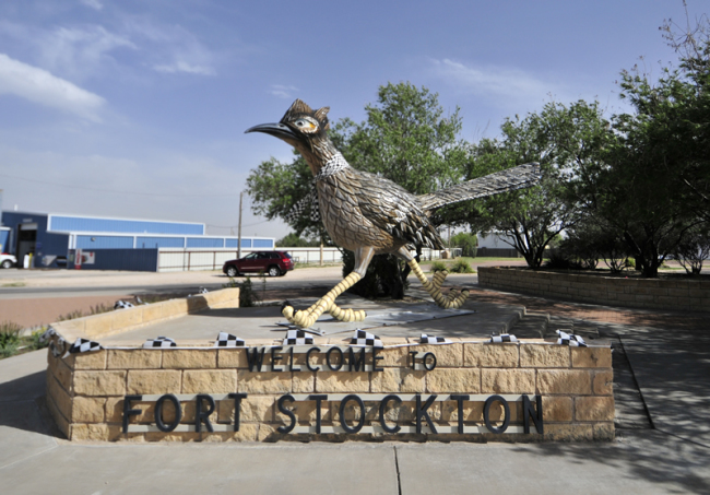 2015-04-26-fortstockton2