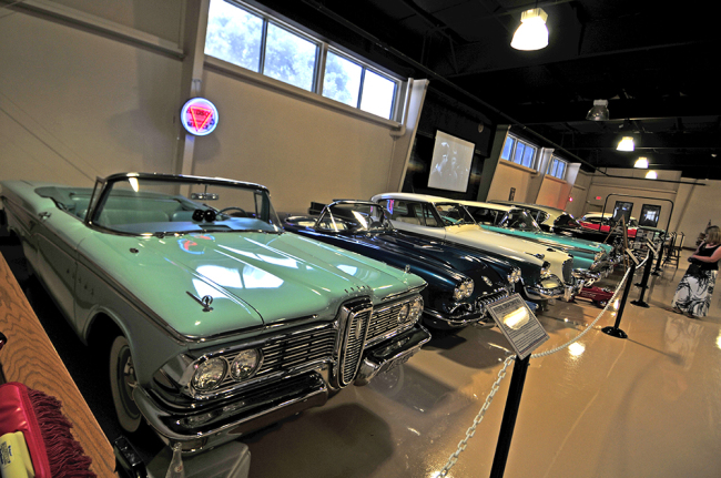 2015-05-03-dicks-garage-11