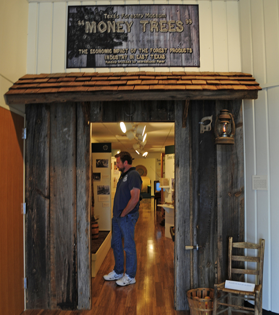 2015-05-12-lufkin-texas-forest-museum3