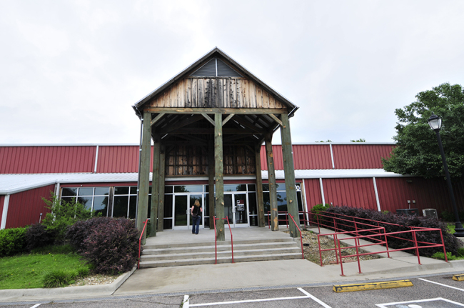 2015-05-13-cotton-audie-murphy-museum1