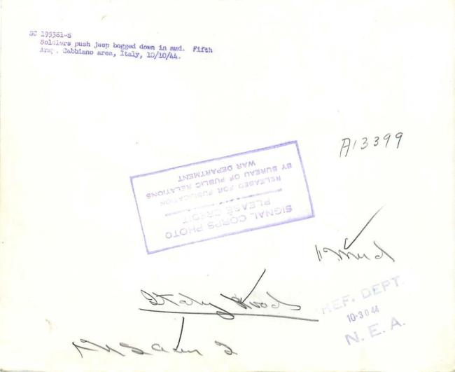 1944-10-10-italy-jeep-mud2