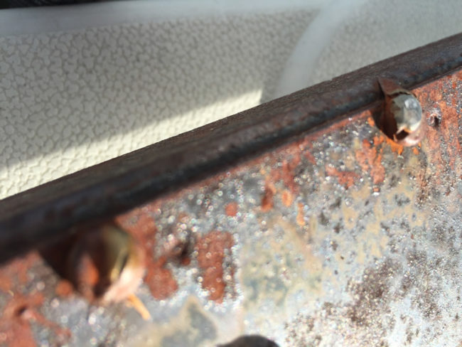 2016-09-12-windshield-top-welds2