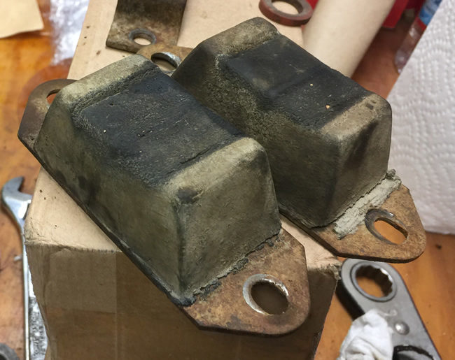 2017-04-22-front-axle-bump-stops