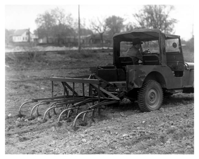 1947-love-lift-photo5