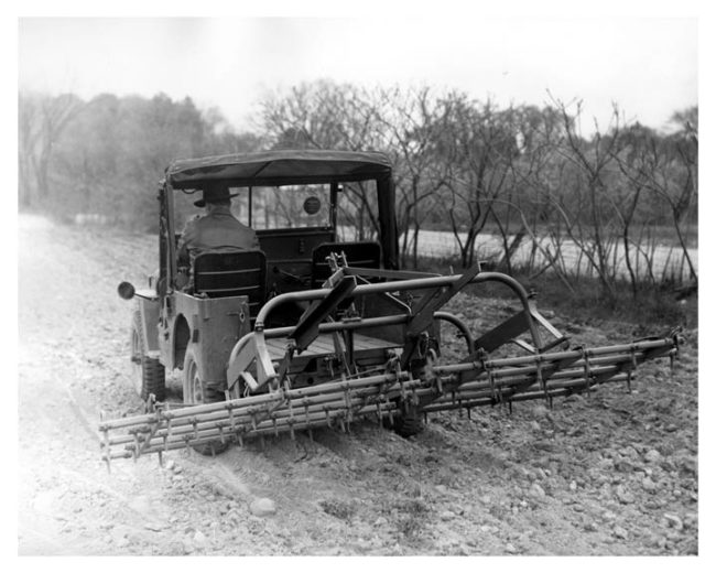 1947-love-lift-photo6