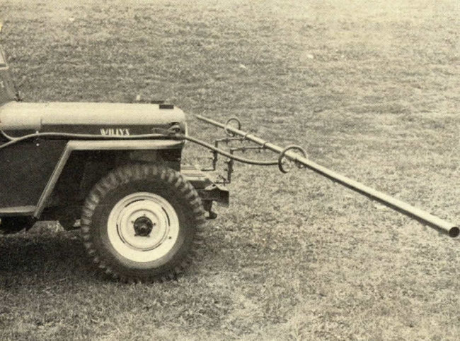 Scan10067-lores-spraying8