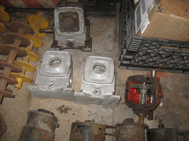 CJ 5 Trencher and Parts Drum Pulley Weight and shaft 013