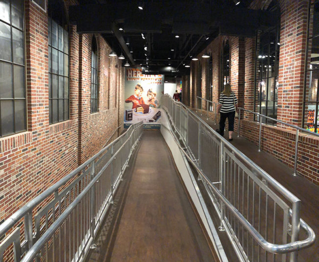 2018-05-22-hershey-chocolate-world9