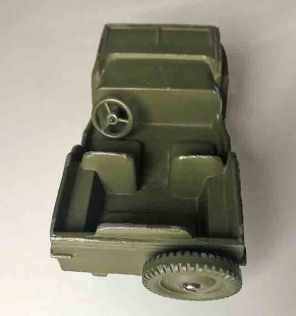 dale-model-jeep-david5