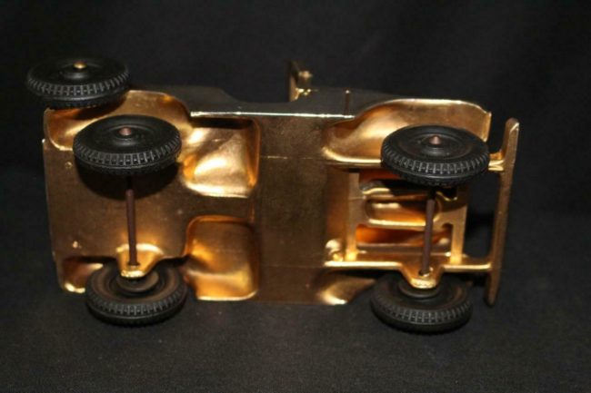 cj5-gold-promo-jeep6