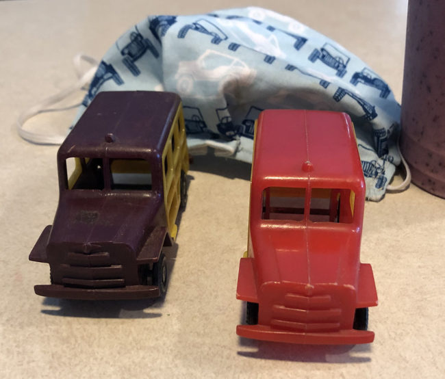 wannatoys-plastic-wagons2