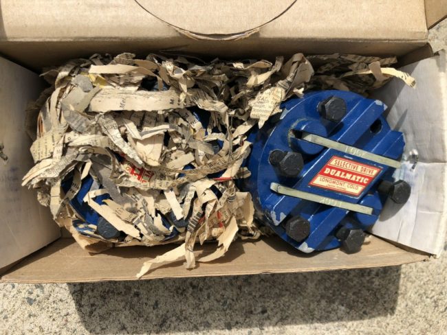 dualmatic-selective-hubs-red-sticker5