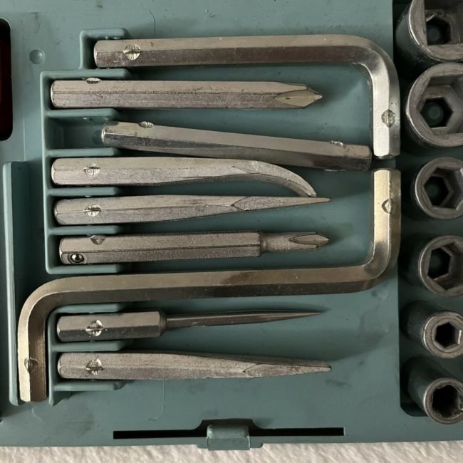 jeep-tool-kit3