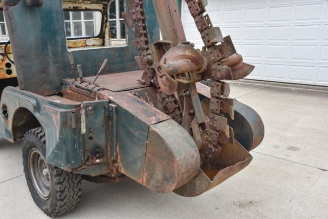 1955-cj5-trencher-in8