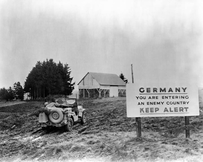 1943-entering-germany-be-alert
