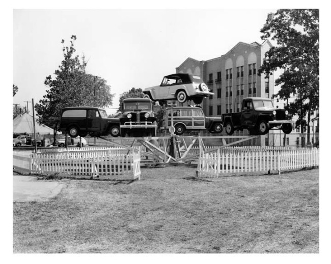 1948-merry-go-round-poster