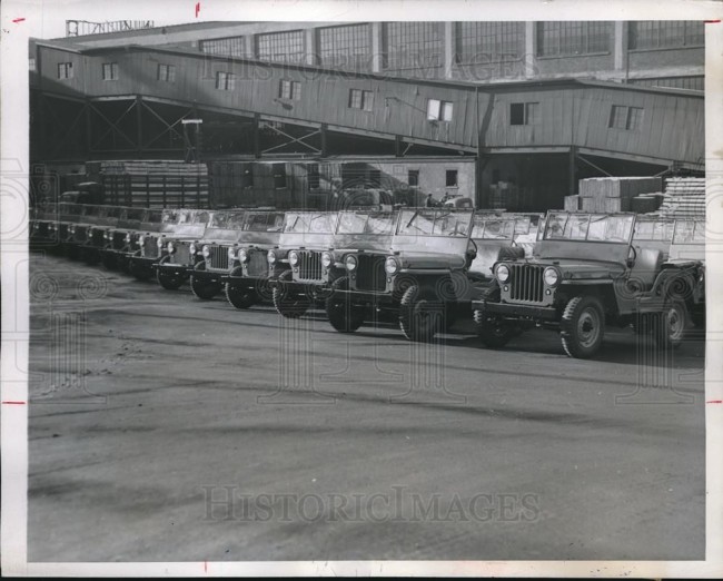 1942-02-19-willys-factory-jeeps1