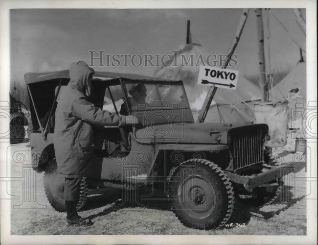 1942-04-10-alaskan-highway-jeep1