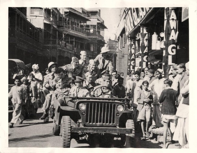 1943-04-29-india-photo1