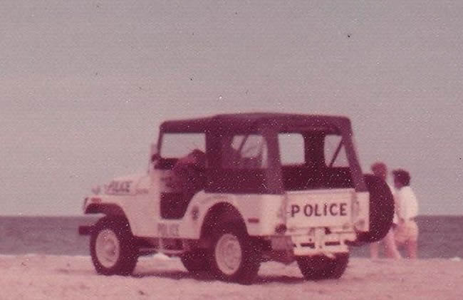 beach-cj5-police-jeep-closeup