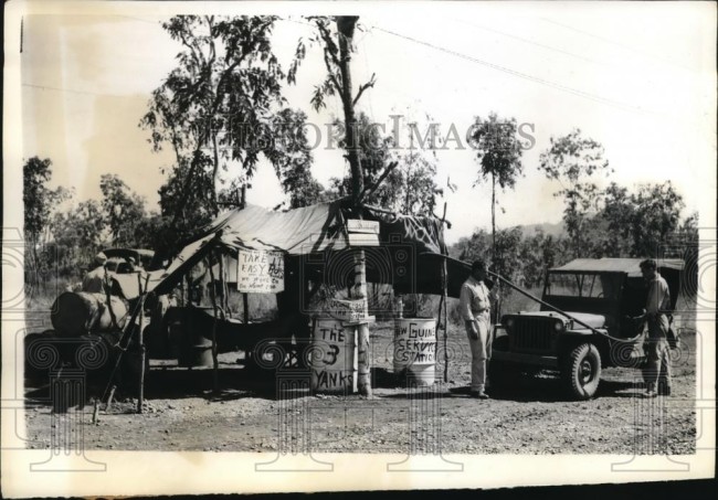 1943-04-15-newguinea-service-station1