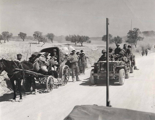 1943-07-27-sicily-refugees1