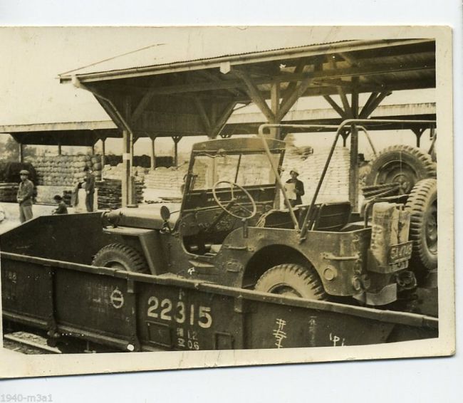 1940s-gpw-on-railroad-car