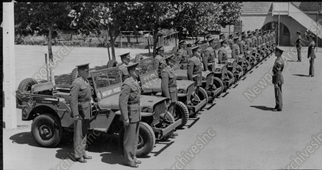 1942-08-10-military-police1