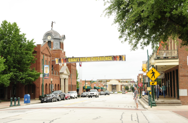 2015-05-14-grapevine-downtown