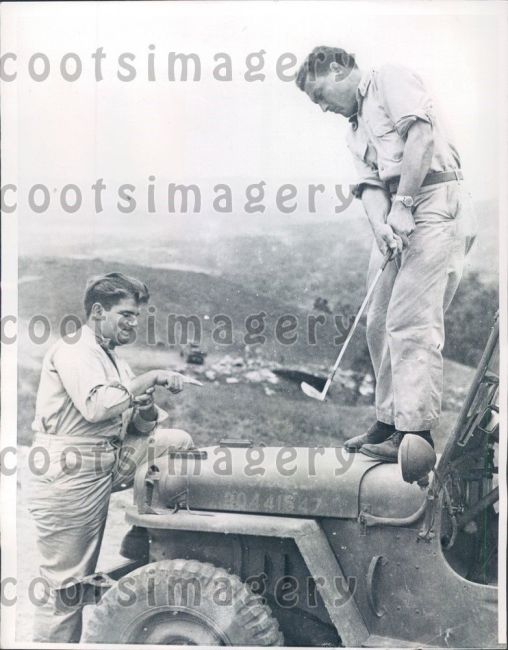 1944-10-07-golfing-new-guinea1