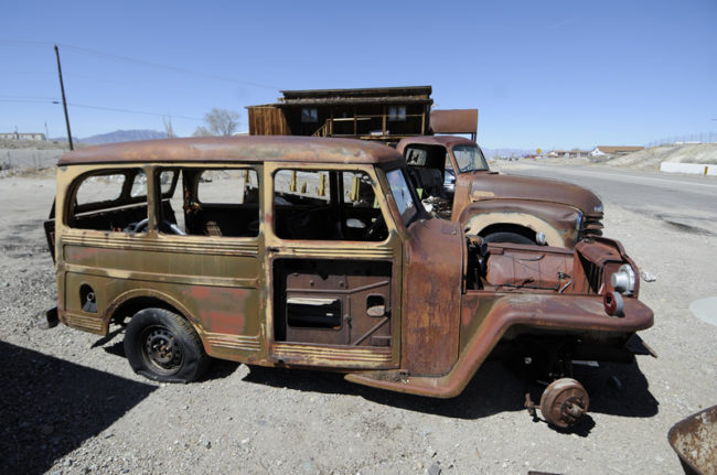 2017-03-28-tonopah-wagon2