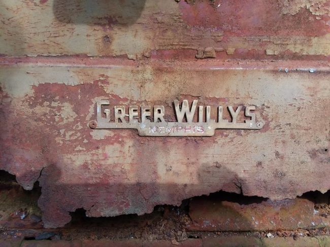 1953-wagon-greer-willys-emblem2