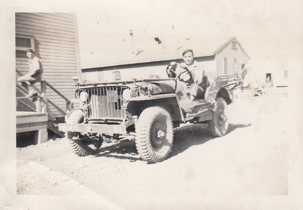 1943-photo-91st-division-jeep-slat-grille-front