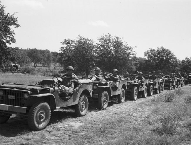 1941-06-uta-texas-ford-gp-manuevers2-lores
