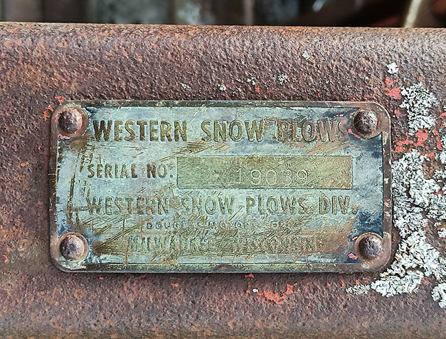 year-wagon-western-snow-plow
