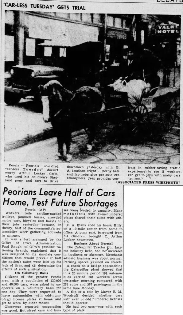 1942-11-25-decatur-news-horse-buggy-jeep-carless-tuesday