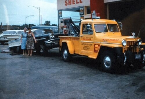 willys-truck-towing-yellow-shell-photo