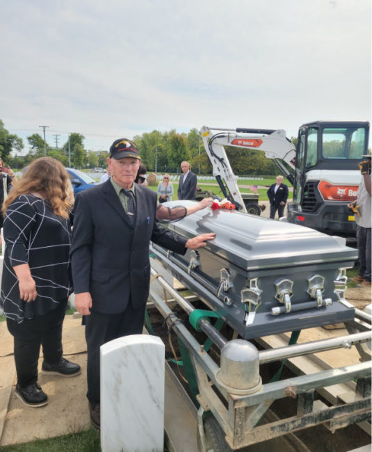 2022-09-30-roger-martin-funeral-lores