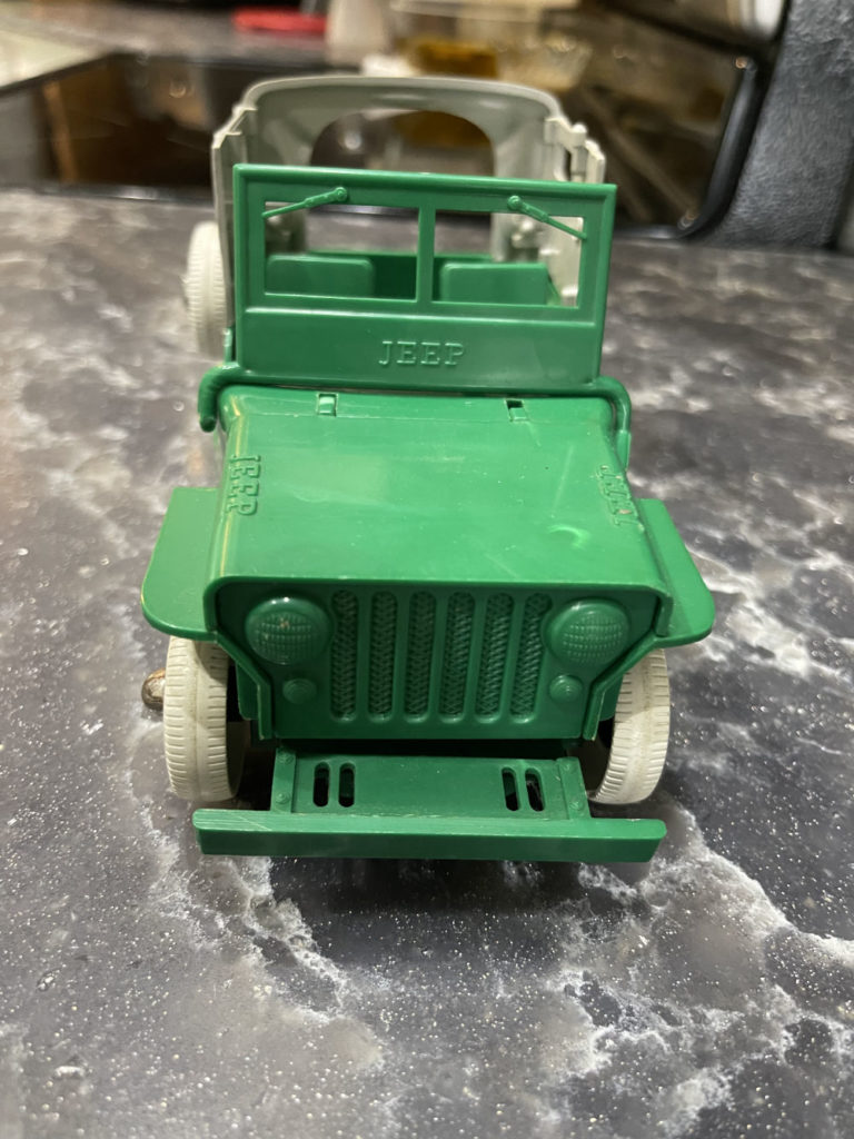green-plastic-toy-jeep1