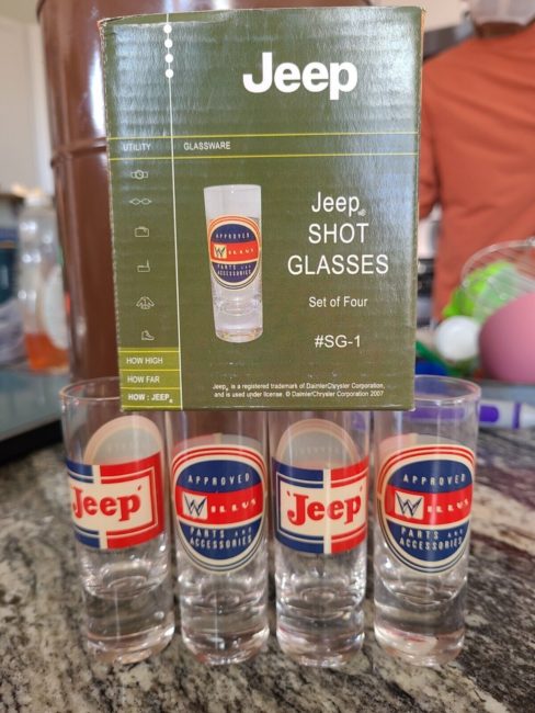 4-jeep-shot-glasses-2